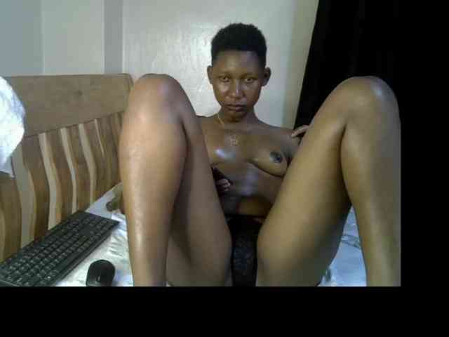 Prettysharlin webcam
