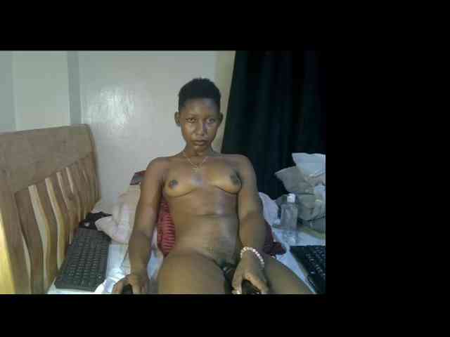 Prettysharlin webcam