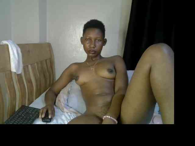 Prettysharlin webcam