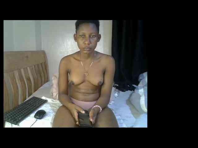 Prettysharlin webcam