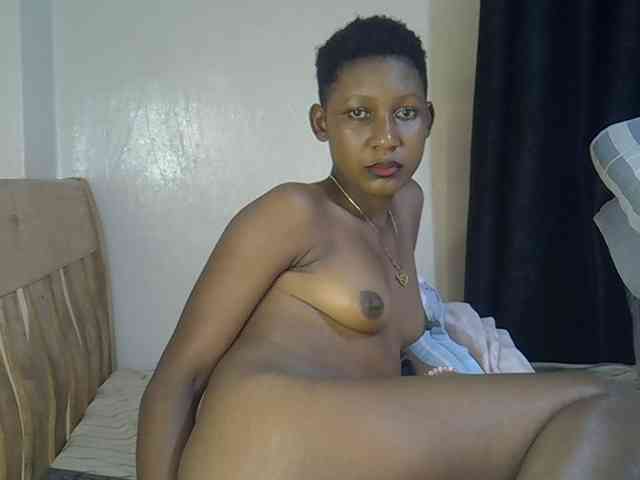Prettysharlin webcam