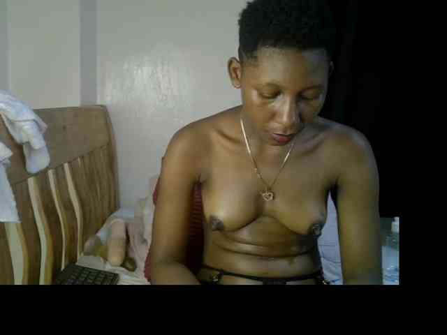 Prettysharlin webcam
