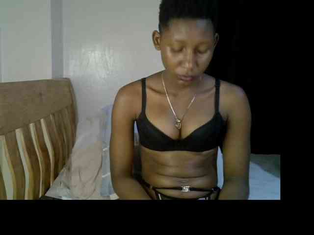 Prettysharlin webcam