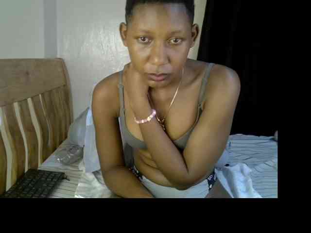 Prettysharlin webcam