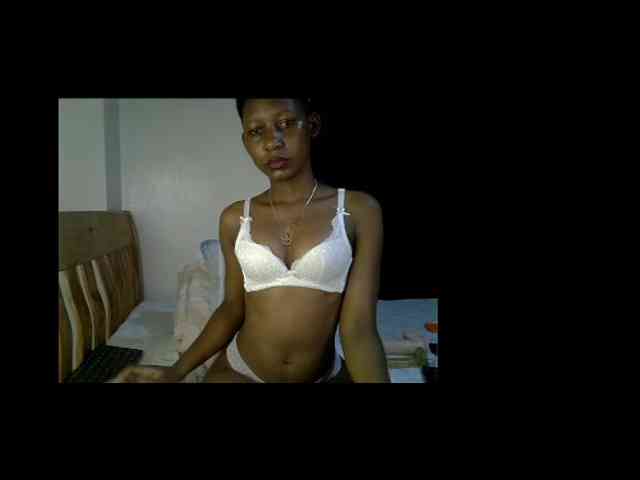 Prettysharlin webcam