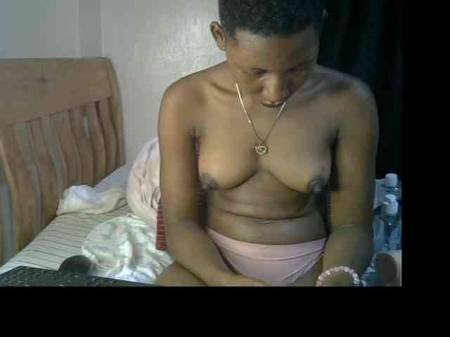 Prettysharlin webcam