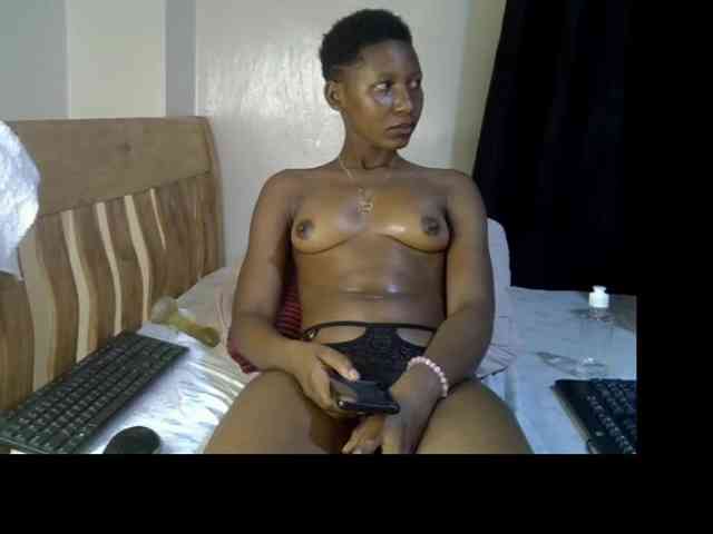 Prettysharlin webcam