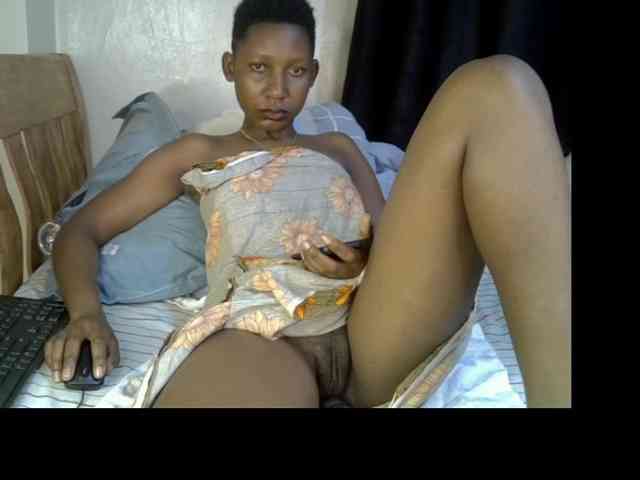 Prettysharlin webcam