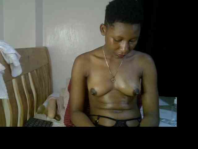 Prettysharlin webcam