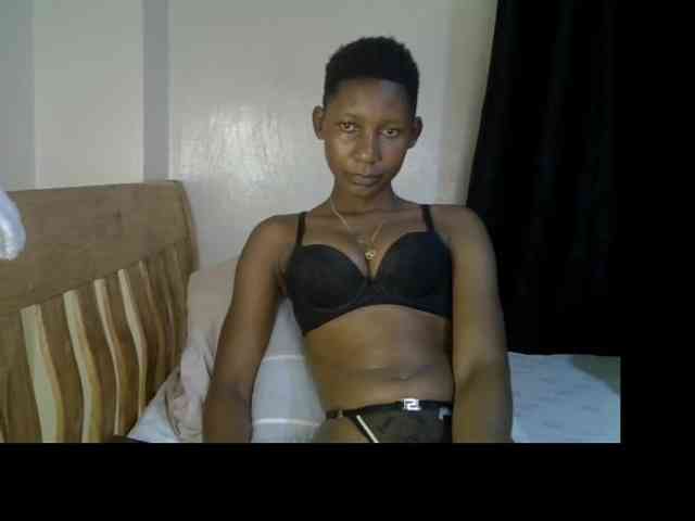 Prettysharlin webcam