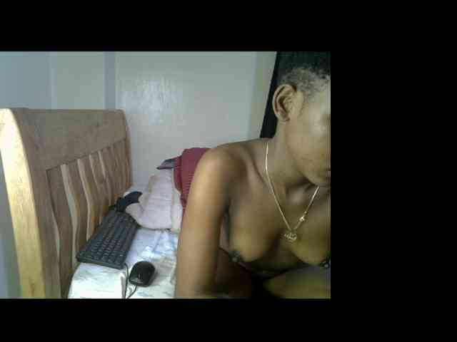 Prettysharlin webcam