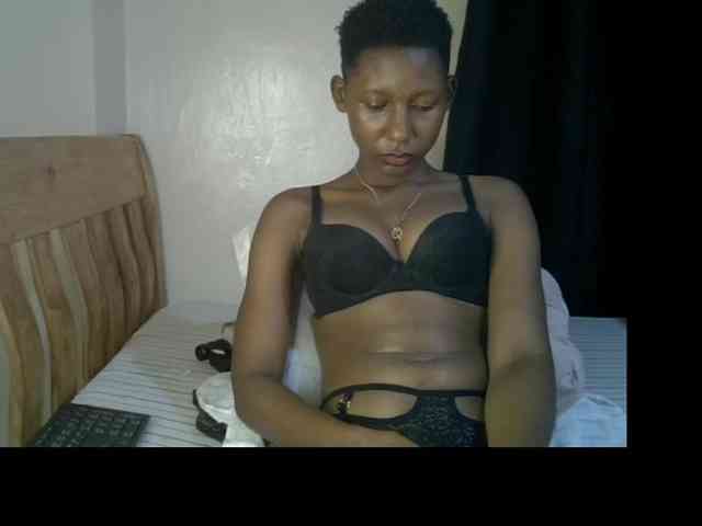 Prettysharlin webcam