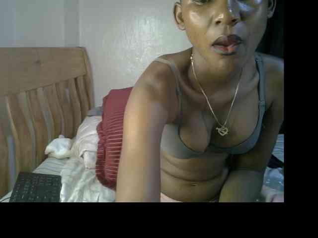 Prettysharlin webcam