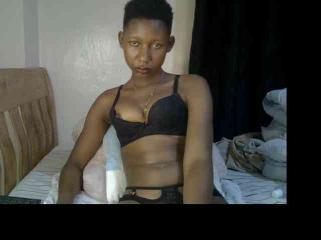 Prettysharlin webcam
