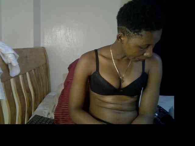 Prettysharlin webcam