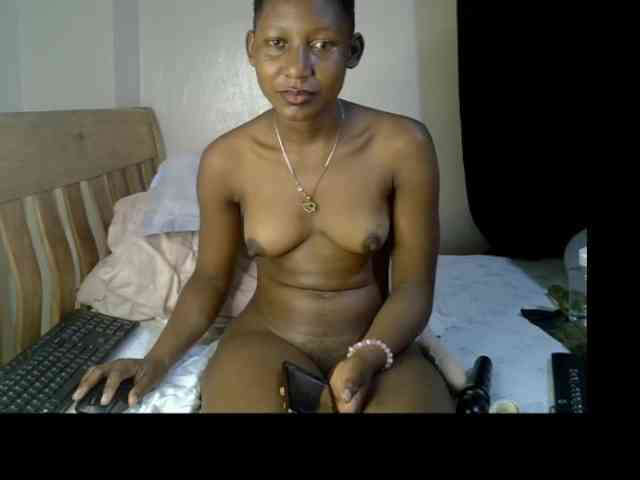 Prettysharlin webcam