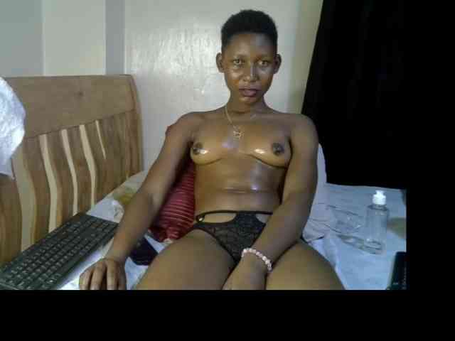 Prettysharlin webcam