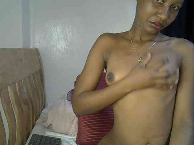 Prettysharlin webcam