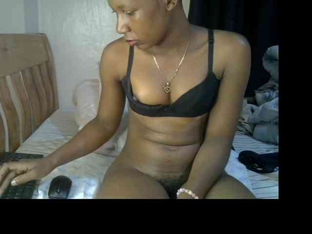 Prettysharlin webcam