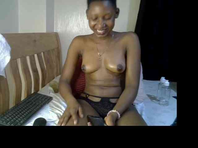 Prettysharlin webcam