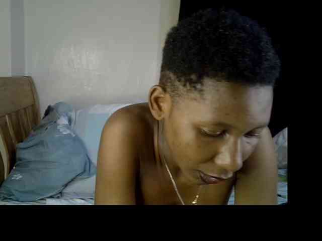 Prettysharlin webcam