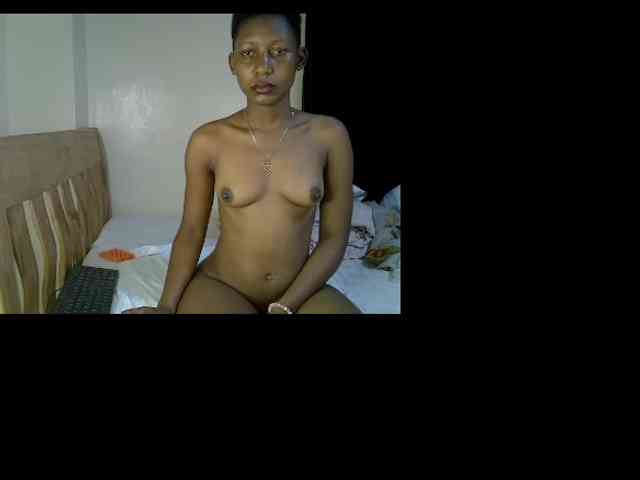 Prettysharlin webcam