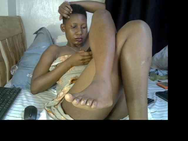 Prettysharlin webcam