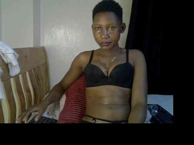 Prettysharlin webcam