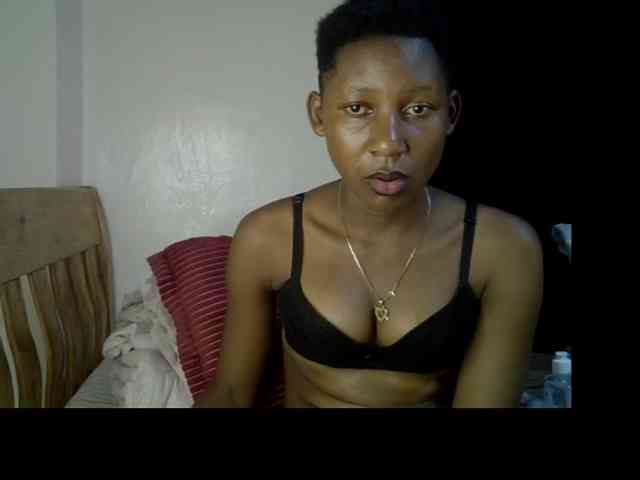 Prettysharlin webcam