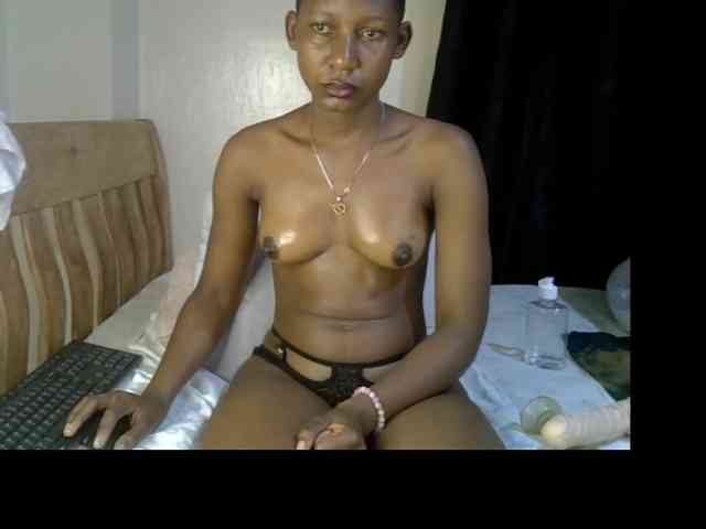 Prettysharlin webcam