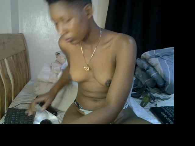Prettysharlin webcam