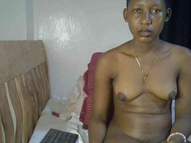 Prettysharlin webcam