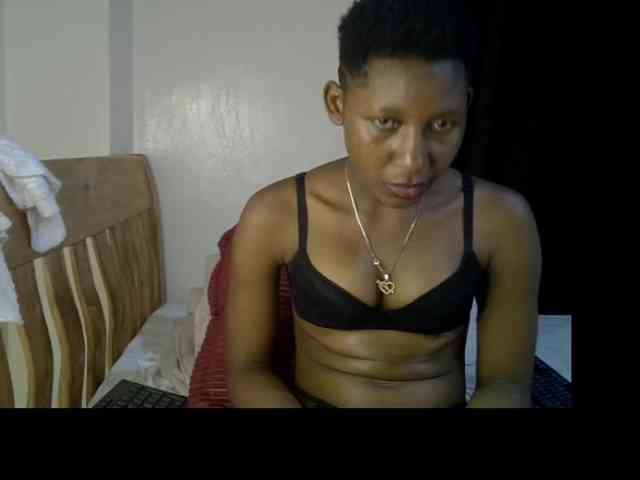 Prettysharlin webcam