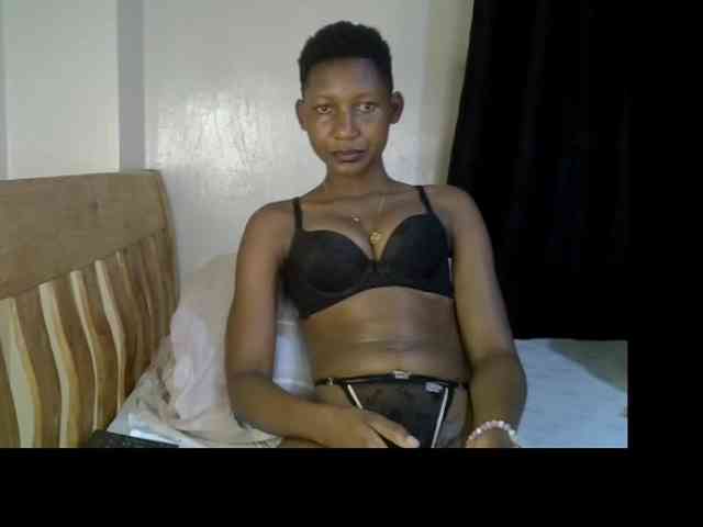 Prettysharlin webcam