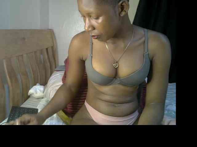 Prettysharlin webcam