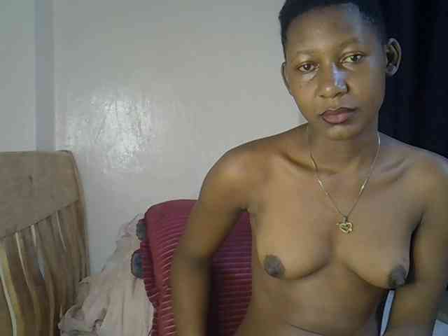 Prettysharlin webcam