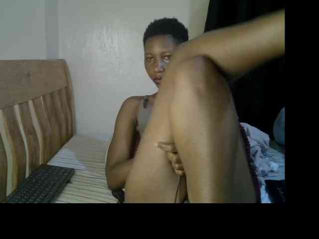 Prettysharlin webcam