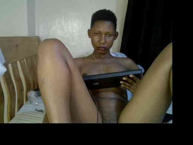Prettysharlin webcam