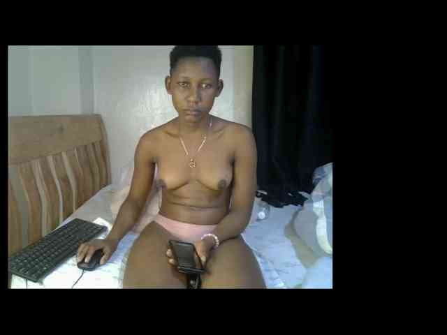 Prettysharlin webcam