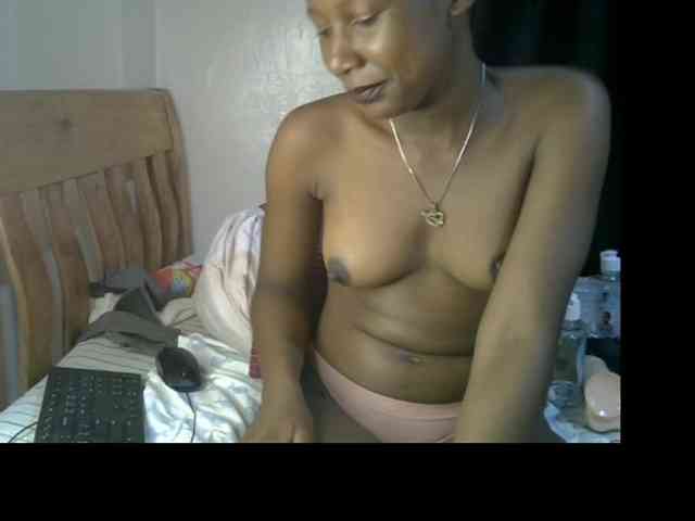 Prettysharlin webcam