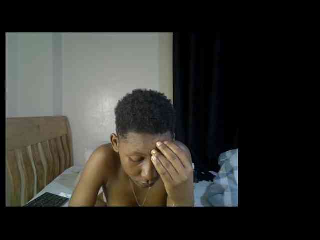 Prettysharlin webcam