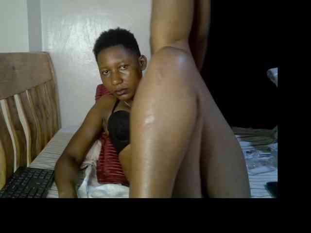 Prettysharlin webcam