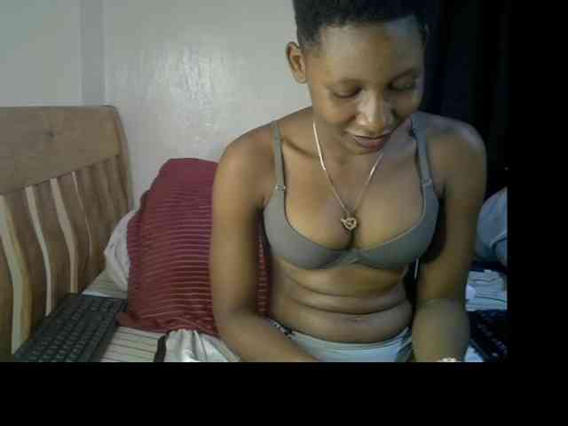Prettysharlin webcam