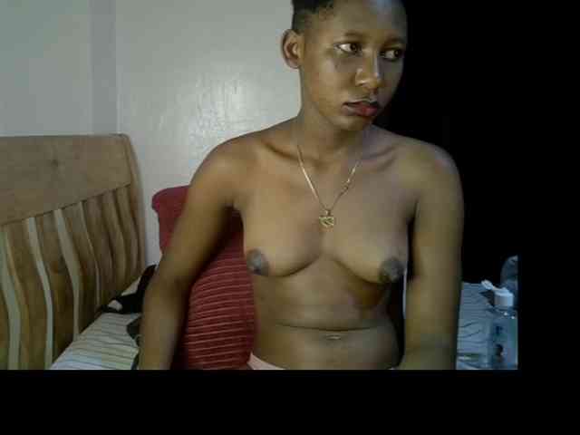 Prettysharlin webcam