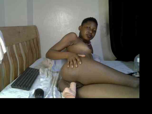 Prettysharlin webcam