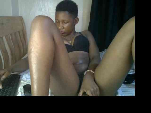 Prettysharlin webcam