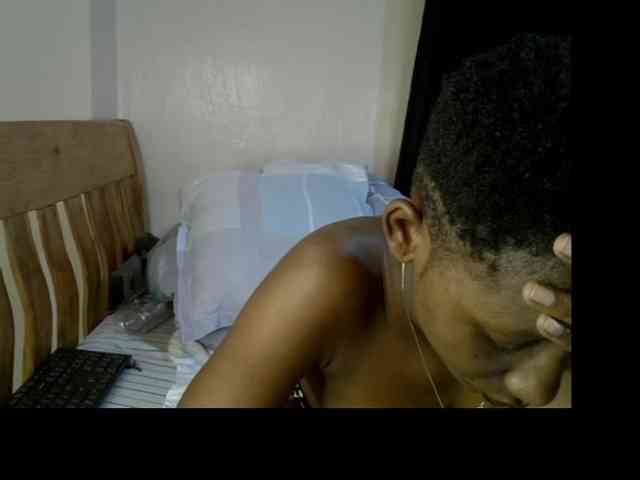 Prettysharlin webcam