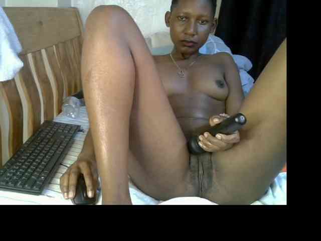 Prettysharlin webcam