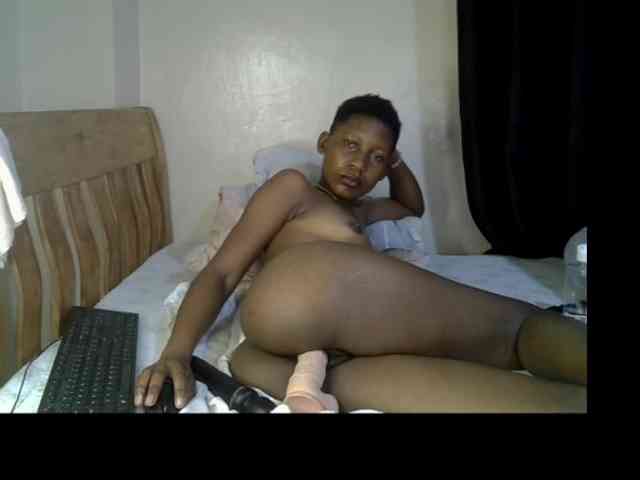 Prettysharlin webcam