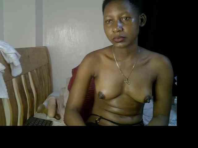 Prettysharlin webcam
